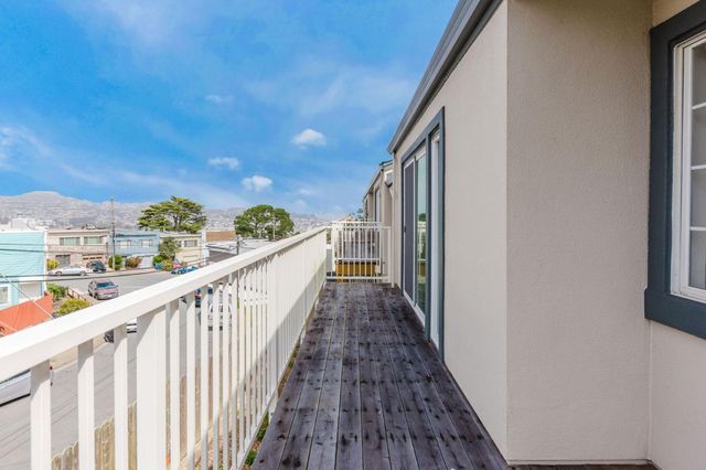 1024 San Luis Circle 722, Daly City, CA 94014