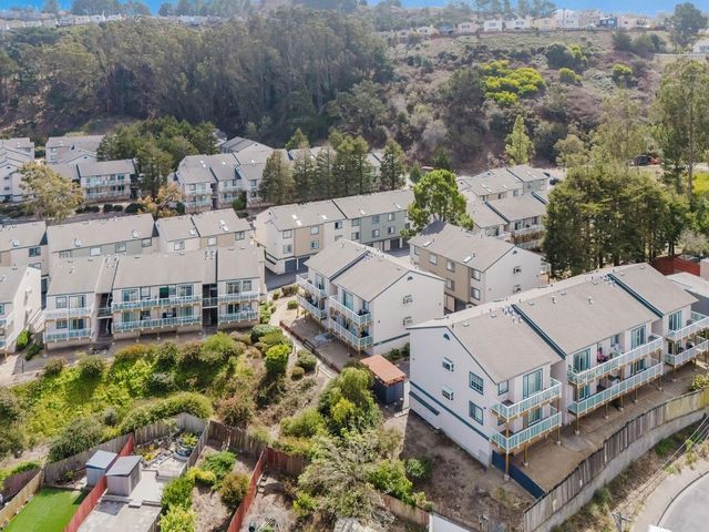 1024 San Luis Circle 722, Daly City, CA 94014