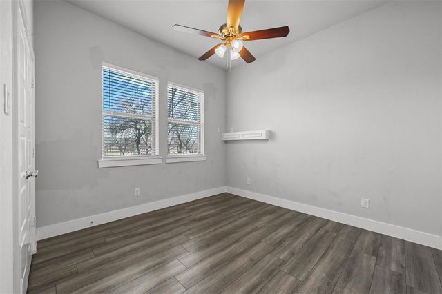 204 N Getzendaner Street, Waxahachie, TX 75165