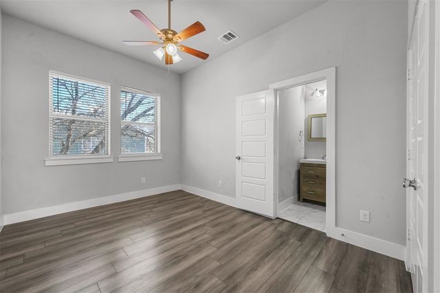 204 N Getzendaner Street, Waxahachie, TX 75165