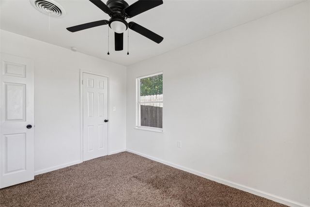 1308 W Dumble Street, Alvin, TX 77511
