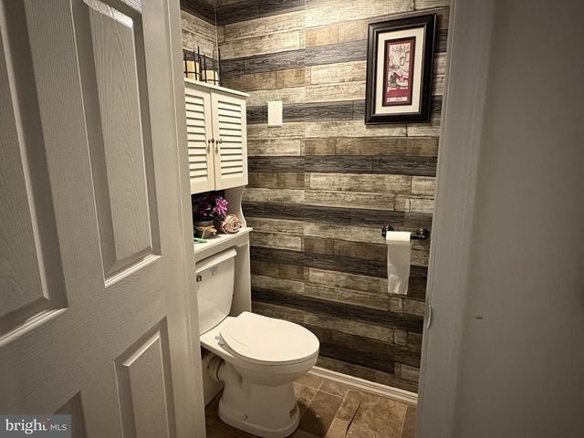 1034 SYKES LN, Williamstown, NJ 08094