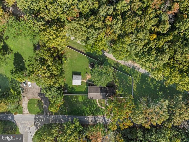 1034 SYKES LN, Williamstown, NJ 08094