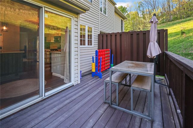 675 Village Green Boulevard East, Adams Twp, PA 16046