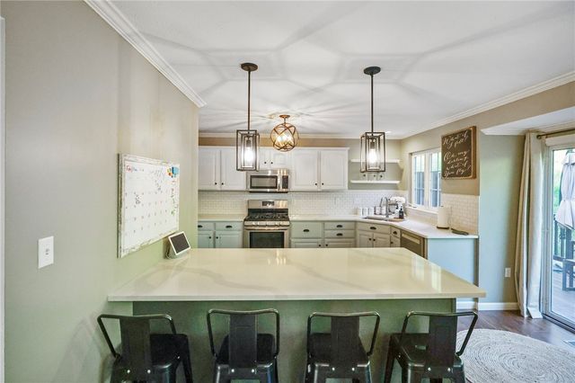 675 Village Green Boulevard East, Adams Twp, PA 16046