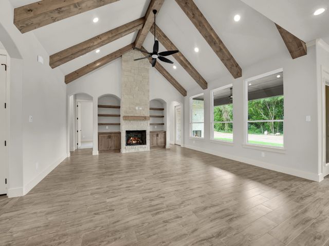 305 Wrangler Court, Weatherford, TX 76088