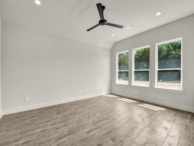 305 Wrangler Court, Weatherford, TX 76088