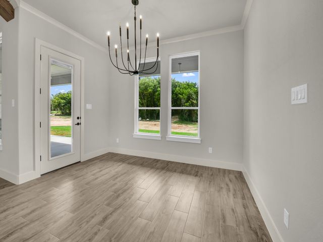 305 Wrangler Court, Weatherford, TX 76088