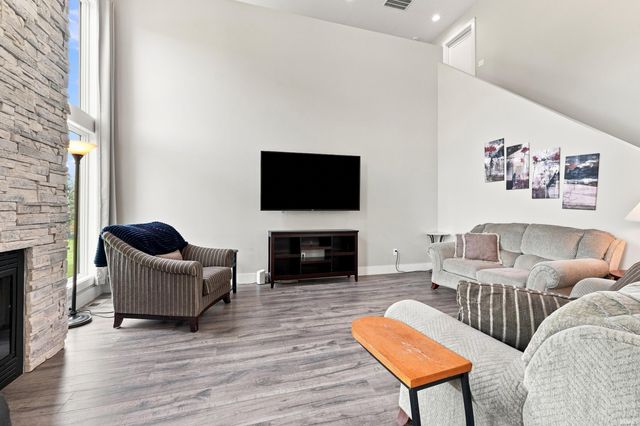 16249 Gemma Pass, Huntertown, IN 46748