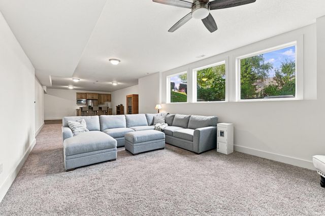 16249 Gemma Pass, Huntertown, IN 46748