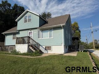 316 S 15th Street Upper, Plattsmouth, NE 68048
