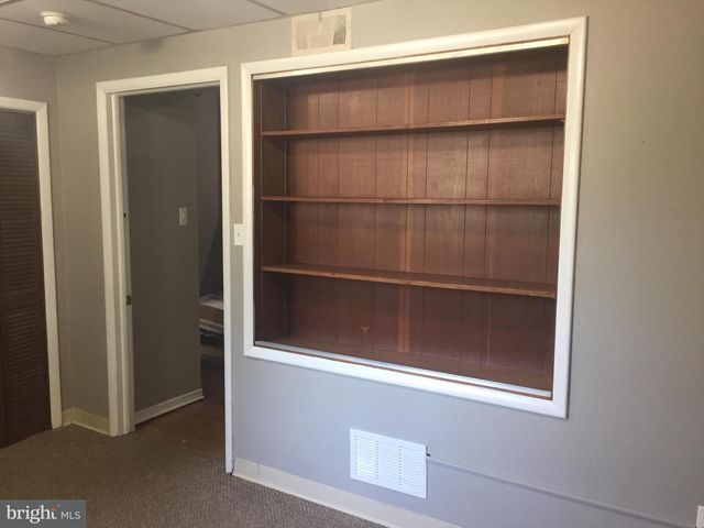 6357 LANCASTER AVE, Philadelphia, PA 19151