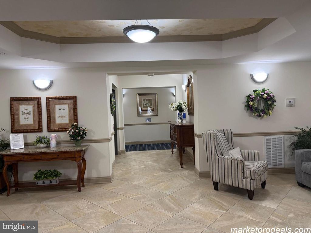 Image 39 of property listing at 8603 WINTERGREEN CT #303, Odenton, MD 21113