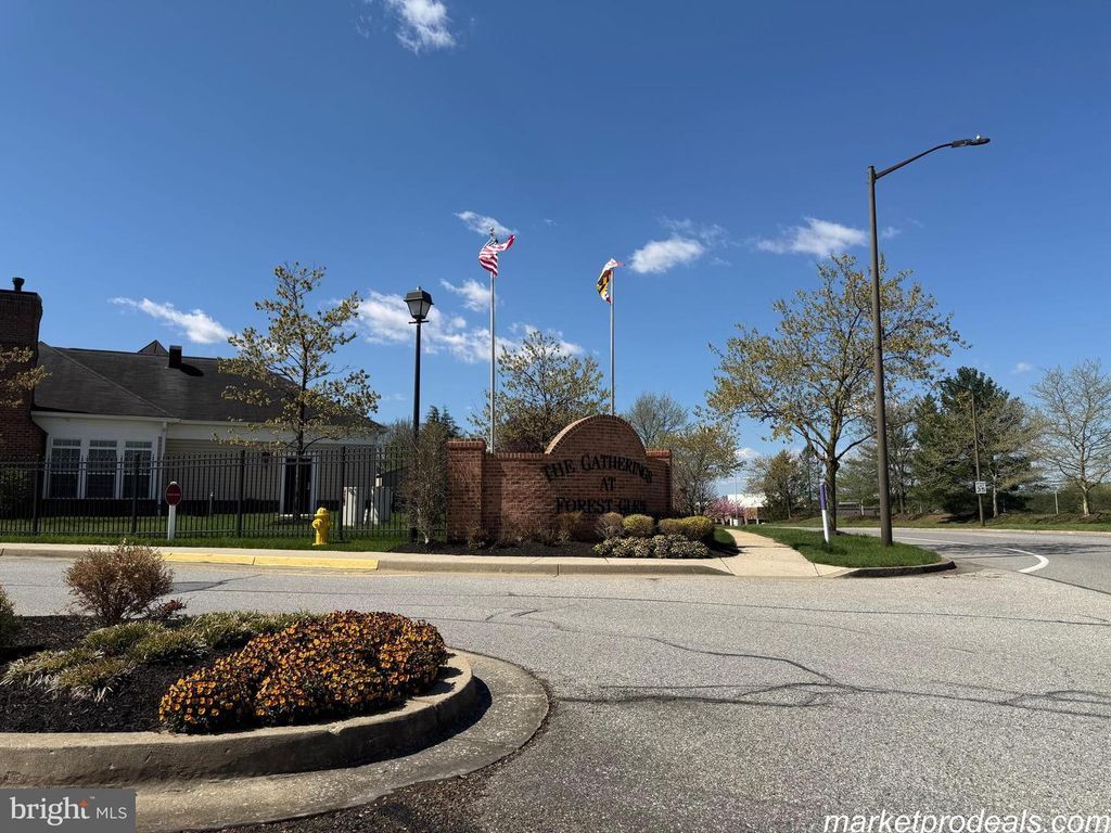 Image 44 of property listing at 8603 WINTERGREEN CT #303, Odenton, MD 21113