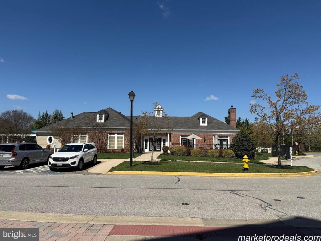 Image 48 of property listing at 8603 WINTERGREEN CT #303, Odenton, MD 21113