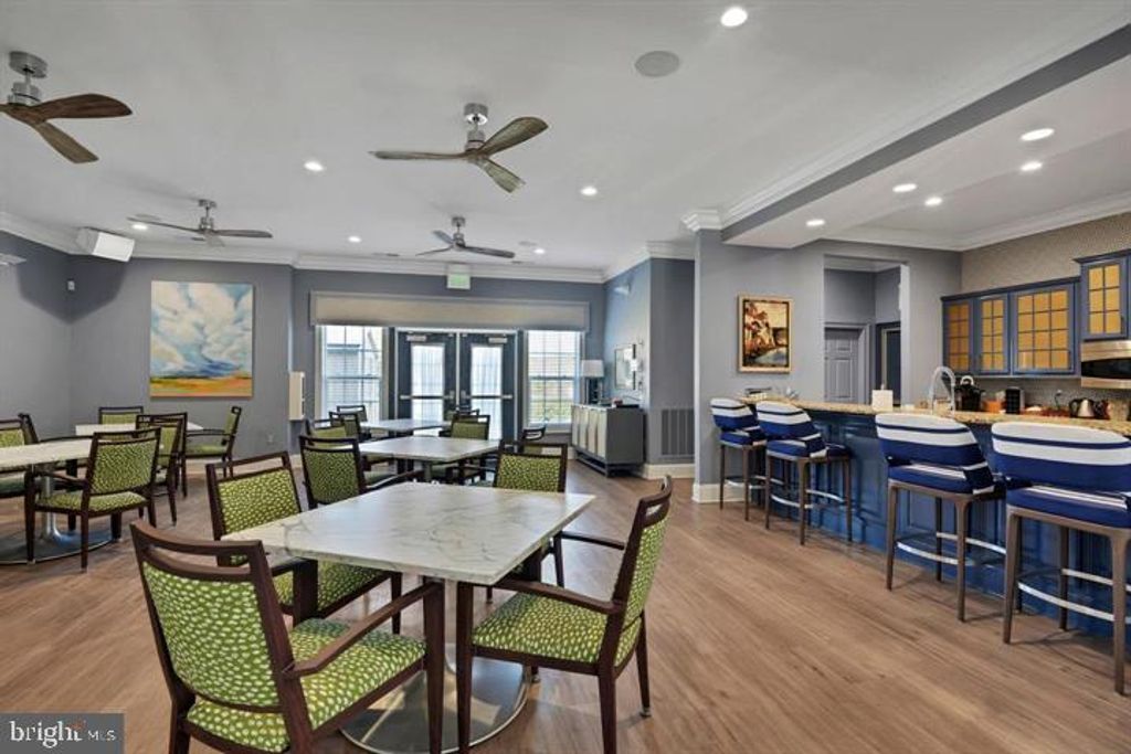 Image 50 of property listing at 8603 WINTERGREEN CT #303, Odenton, MD 21113