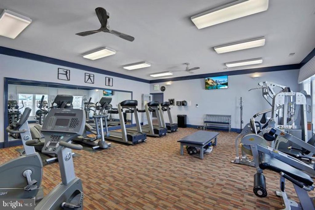 Image 52 of property listing at 8603 WINTERGREEN CT #303, Odenton, MD 21113