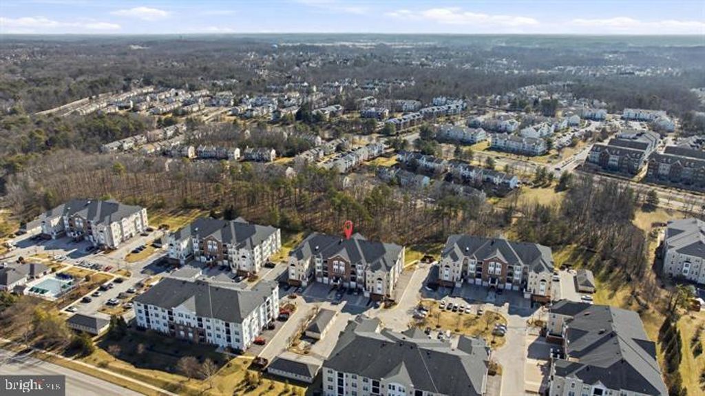 Image 58 of property listing at 8603 WINTERGREEN CT #303, Odenton, MD 21113