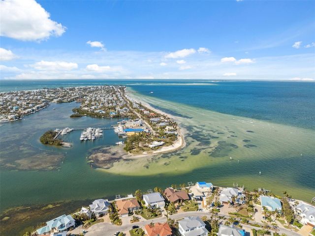 727 KEY ROYALE DRIVE, Holmes Beach, FL 34217