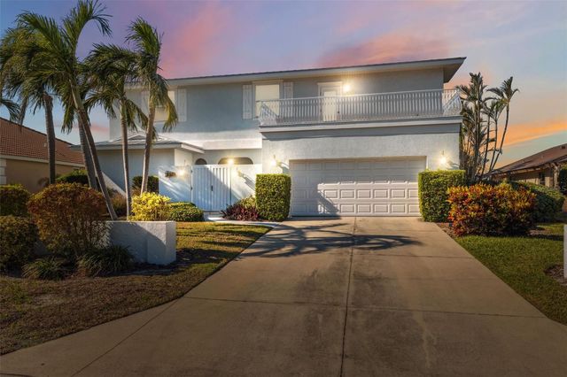 727 KEY ROYALE DRIVE, Holmes Beach, FL 34217