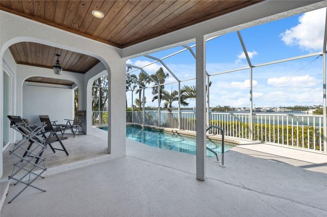 727 KEY ROYALE DRIVE, Holmes Beach, FL 34217