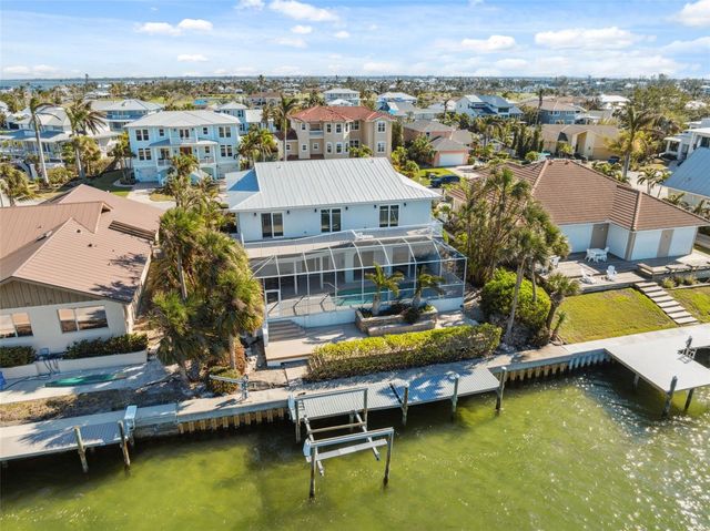 727 KEY ROYALE DRIVE, Holmes Beach, FL 34217