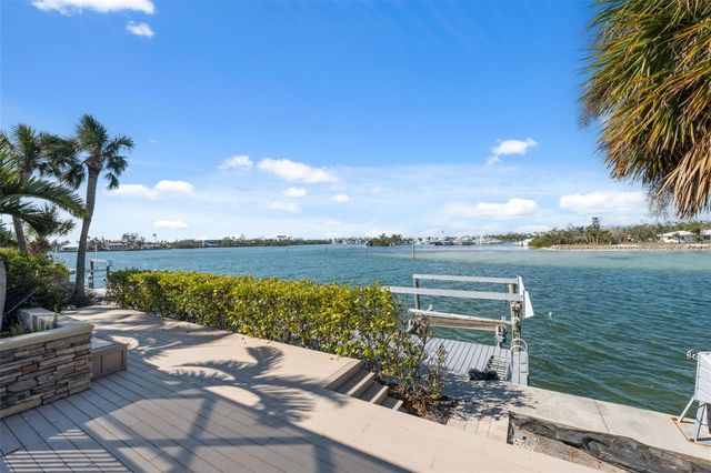 727 KEY ROYALE DRIVE, Holmes Beach, FL 34217