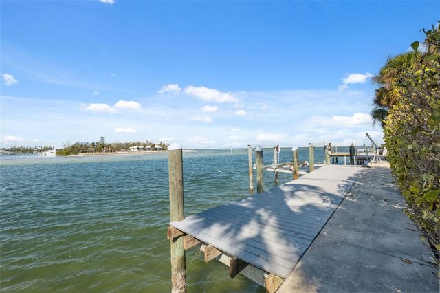 727 KEY ROYALE DRIVE, Holmes Beach, FL 34217
