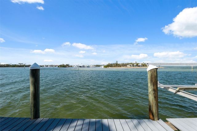 727 KEY ROYALE DRIVE, Holmes Beach, FL 34217