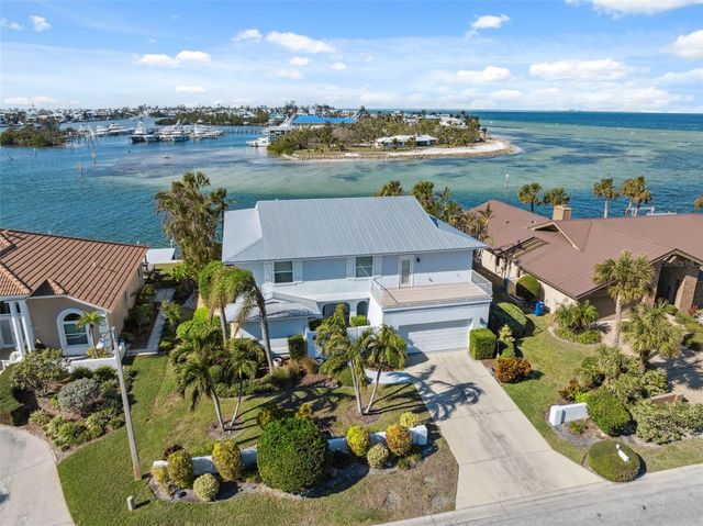 727 KEY ROYALE DRIVE, Holmes Beach, FL 34217