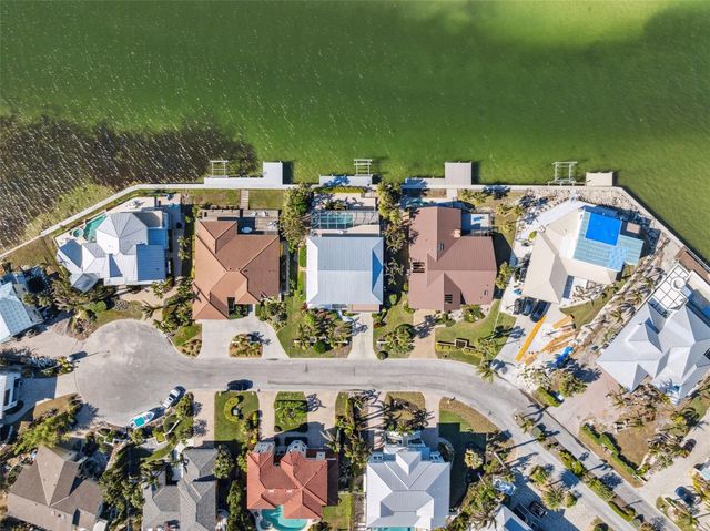 727 KEY ROYALE DRIVE, Holmes Beach, FL 34217