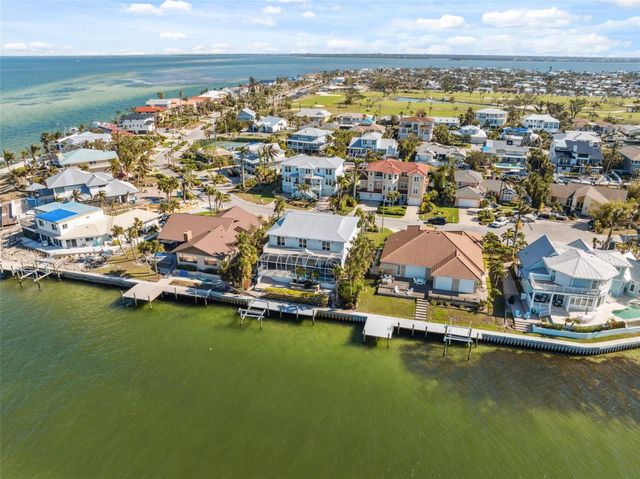 727 KEY ROYALE DRIVE, Holmes Beach, FL 34217