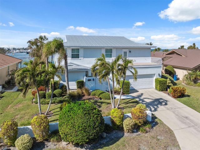 727 KEY ROYALE DRIVE, Holmes Beach, FL 34217