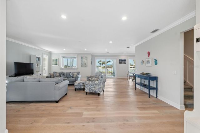 727 KEY ROYALE DRIVE, Holmes Beach, FL 34217