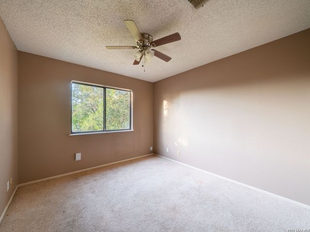 4534 Spotted Oak Woods, San Antonio, TX 78249