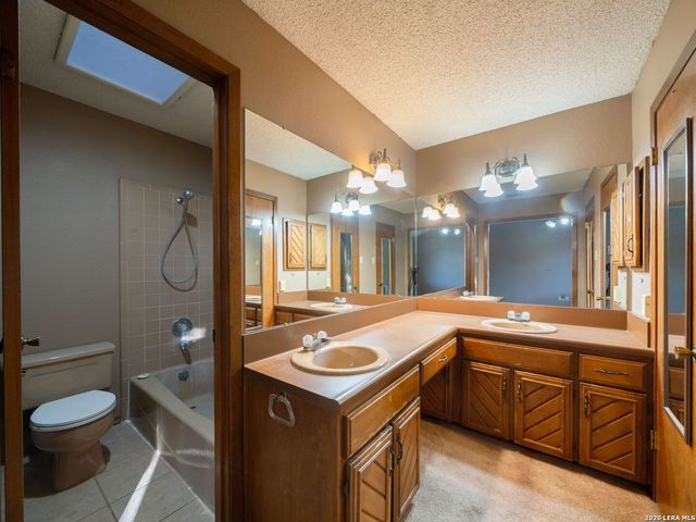 4534 Spotted Oak Woods, San Antonio, TX 78249