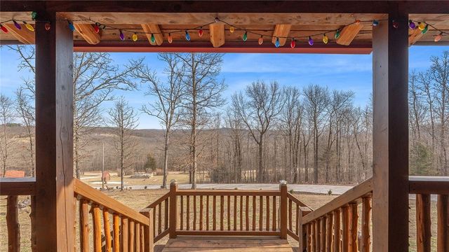 2852 Madison CR 2590, Kingston, AR 72742