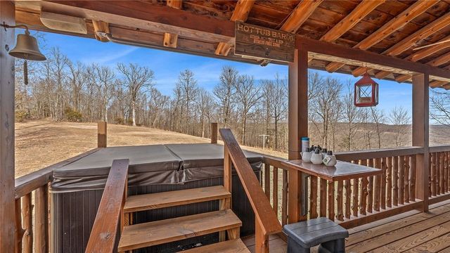 2852 Madison CR 2590, Kingston, AR 72742