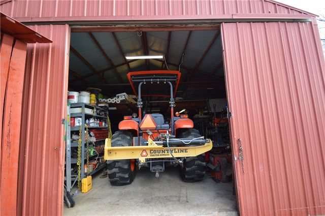 2852 Madison CR 2590, Kingston, AR 72742