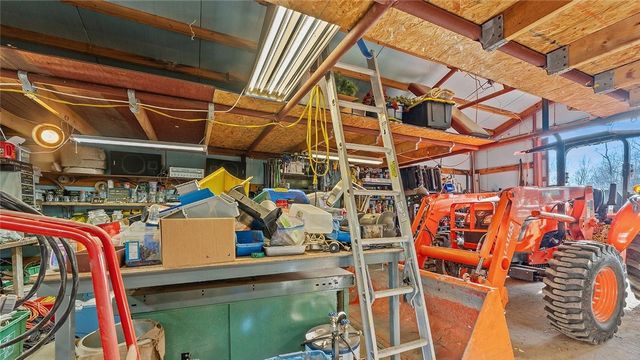 2852 Madison CR 2590, Kingston, AR 72742