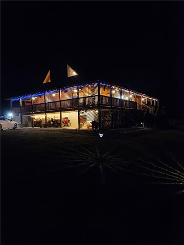 2852 Madison CR 2590, Kingston, AR 72742