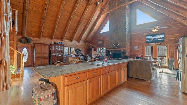 2852 Madison CR 2590, Kingston, AR 72742