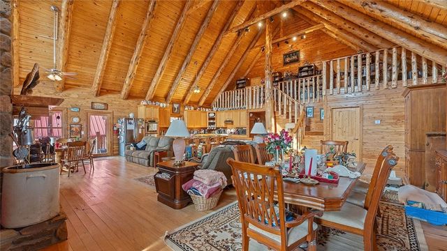 2852 Madison CR 2590, Kingston, AR 72742