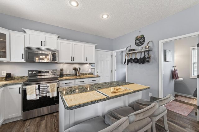 1109 Lawson Avenue E, Saint Paul, MN 55106