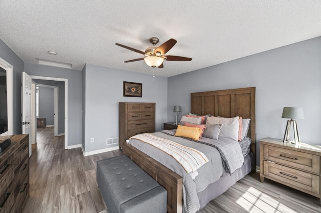 1109 Lawson Avenue E, Saint Paul, MN 55106