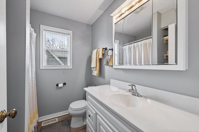 1109 Lawson Avenue E, Saint Paul, MN 55106