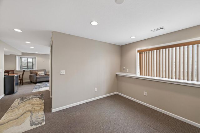 1109 Lawson Avenue E, Saint Paul, MN 55106