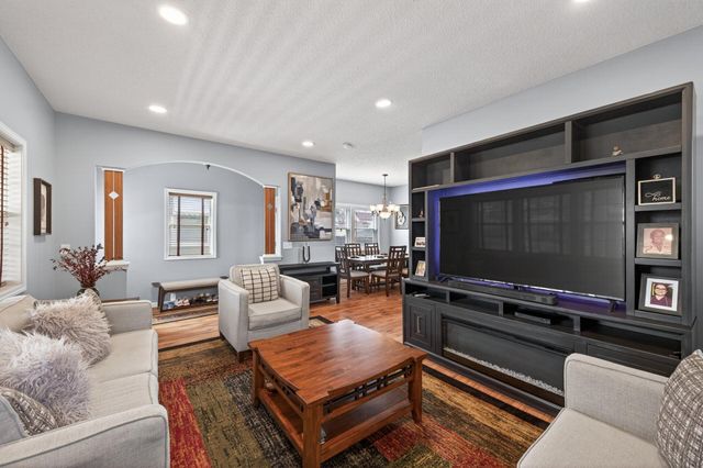 1109 Lawson Avenue E, Saint Paul, MN 55106