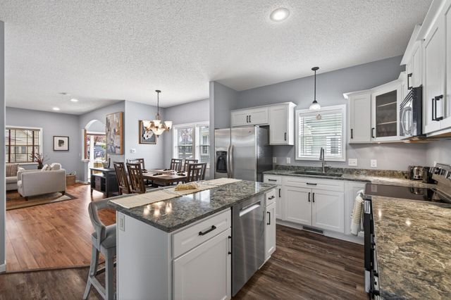 1109 Lawson Avenue E, Saint Paul, MN 55106