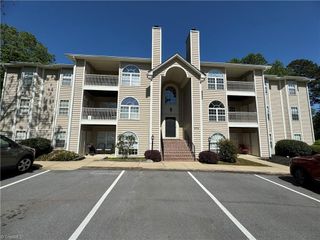 6704 W Friendly Avenue 4E, Greensboro, NC 27410